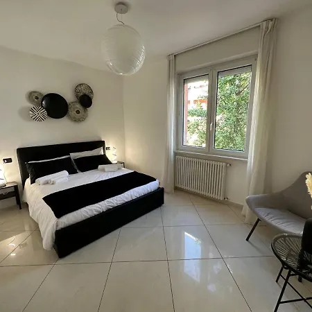 Apartment Chic House Near The *